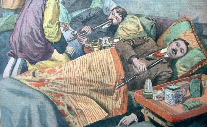 Курение опиума. | Фото: i2.wp.com. Курение опиума. | Фото: i2.wp.com.