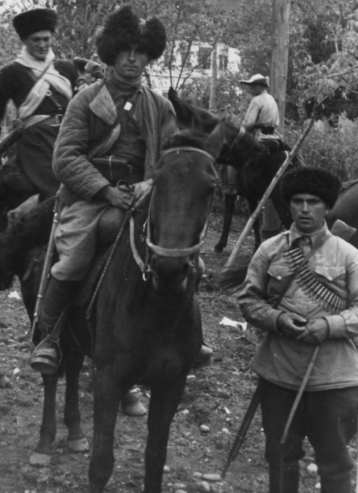 Солдаты 13-го полицейского (белорусского) батальона СД в Минской области. / Фото: photochronograph.ru