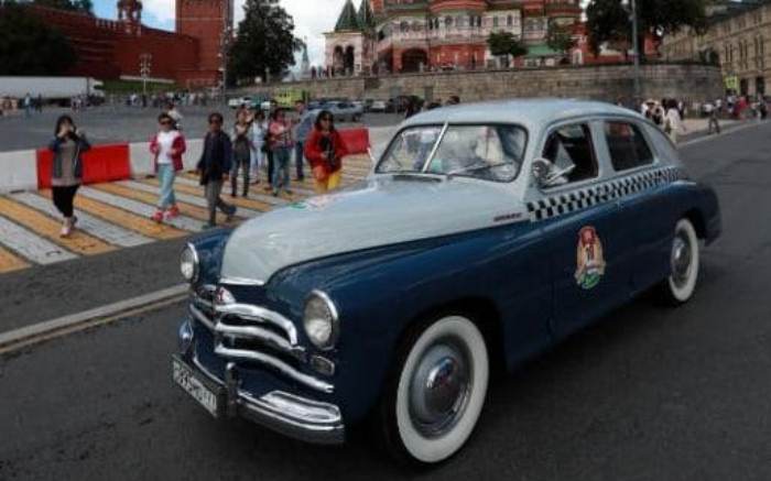 ГАЗ- М20 *Победа*. ГАЗ- М20 *Победа*.