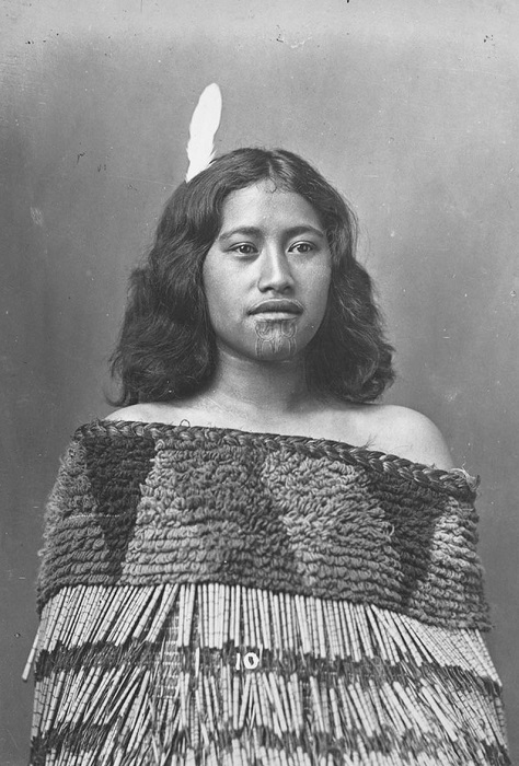 Представительница племени маори. | Фото: broadly.vice.com.