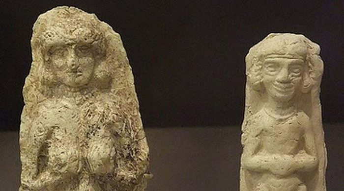 Фигурка шумерской женщины. Фигурка шумерской женщины.