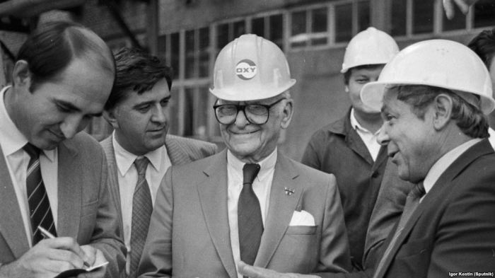 Бизнесмен Арманд Хаммер. Бизнесмен Арманд Хаммер.