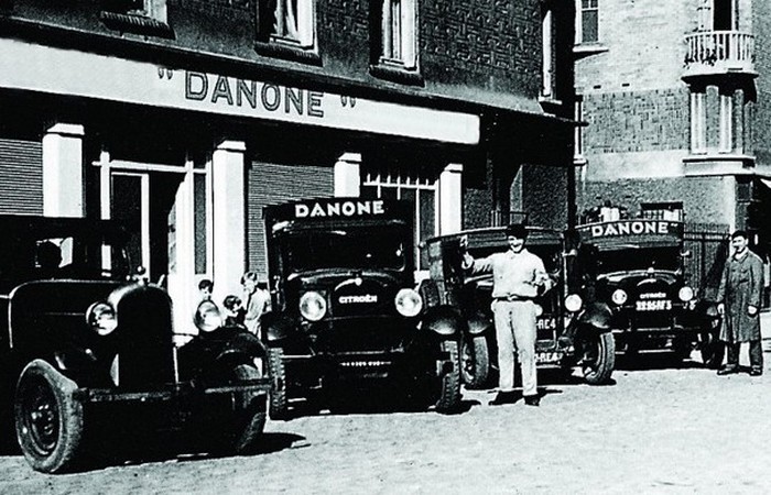 На родине Исаака йогурт продавали на каждом углу../ Фото: jewish.ru На родине Исаака йогурт продавали на каждом углу../ Фото: jewish.ru