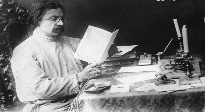 Шолом-Алейхем за работой. Шолом-Алейхем за работой.