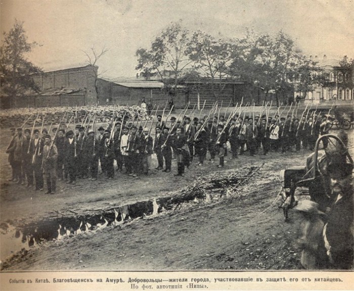 Добровольцы из Благовещенска на Амуре, участвовавшие в обороне города от китайцев. | Фото: masterok.livejournal.com. Добровольцы из Благовещенска на Амуре, участвовавшие в обороне города от китайцев. | Фото: masterok.livejournal.com.