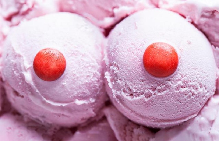 В XIX веке в Индии существовал налог на грудь. | Фото: economictimes.indiatimes.com. В XIX веке в Индии существовал налог на грудь. | Фото: economictimes.indiatimes.com.