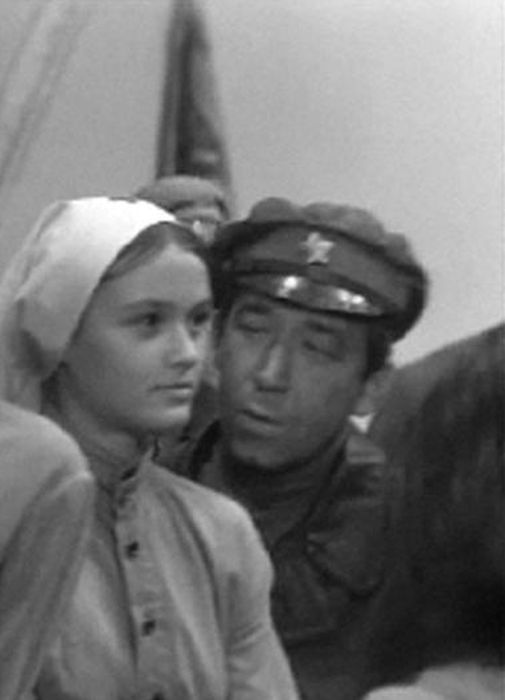 Борислав и Екатерина Брондуковы в фильме "Комиссары", 1969 год. / Фото: www.kino-teatr.ru Борислав и Екатерина Брондуковы в фильме "Комиссары", 1969 год. / Фото: www.kino-teatr.ru