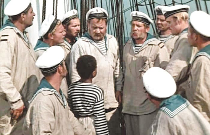 Кадр из фильма *Максимка*, 1952 | Фото: aif.by Кадр из фильма *Максимка*, 1952 | Фото: aif.by