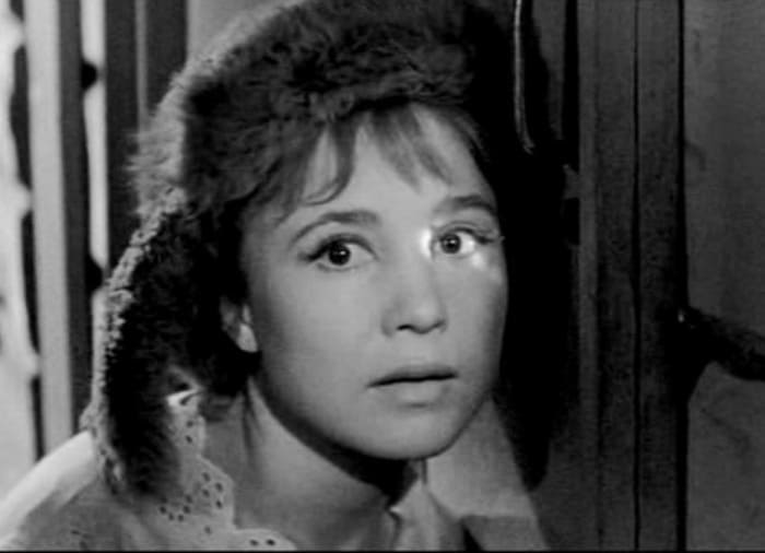 Надежда Румянцева в роли Тоси | Фото: kino-teatr.ru Надежда Румянцева в роли Тоси | Фото: kino-teatr.ru