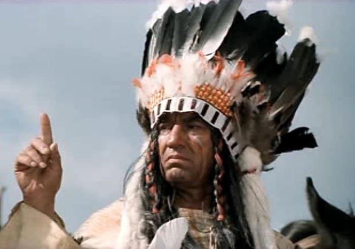 Кадр из фильма *Человек с бульвара Капуцинов*, 1987 | Фото: kino-teatr.ru Кадр из фильма *Человек с бульвара Капуцинов*, 1987 | Фото: kino-teatr.ru