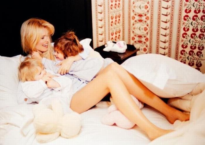 Супермодель с детьми | Фото: liveinternet.ru Супермодель с детьми | Фото: liveinternet.ru