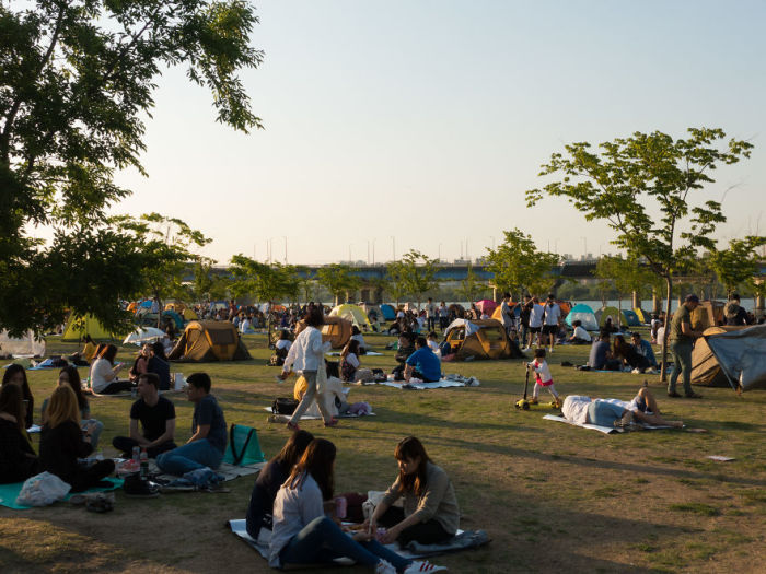 Как люди проводят своё свободное время. Южная Корея. Автор: Jacob Laukaitis. Как люди проводят своё свободное время. Южная Корея. Автор: Jacob Laukaitis.