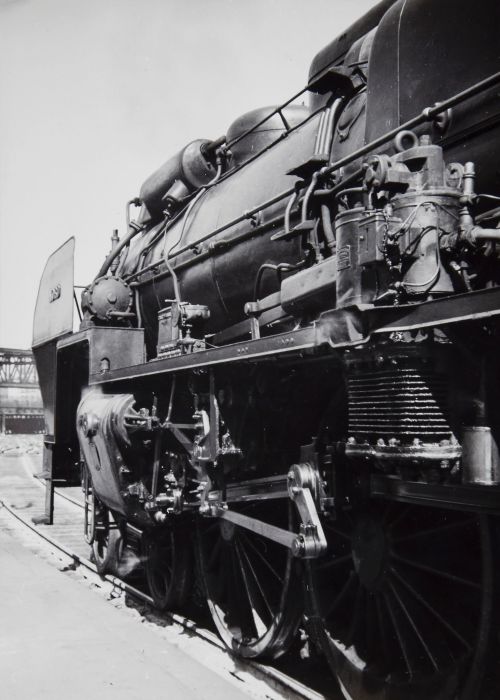 Локомотив. Северный вокзал, 1938 год. Локомотив. Северный вокзал, 1938 год.