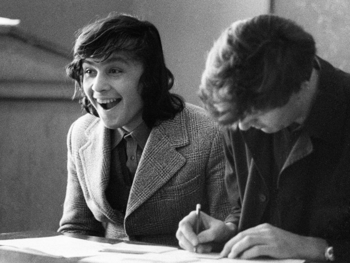 Абитуриент на экзамене в МАИ. СССР, Москва, 1977 год. Абитуриент на экзамене в МАИ. СССР, Москва, 1977 год.