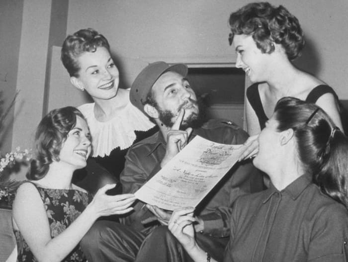 Команданте всегда пользовался огромной популярностью у женщин | Фото: dailymail.co.uk Команданте всегда пользовался огромной популярностью у женщин | Фото: dailymail.co.uk