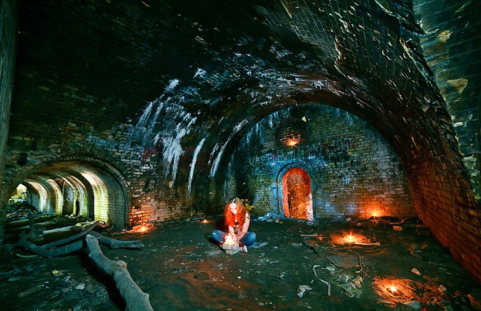 В подземельях Зеленого театра. | Фото: alexfoto.com.ua. В подземельях Зеленого театра. | Фото: alexfoto.com.ua.