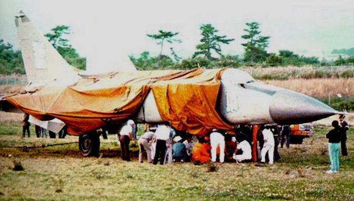 Угнанный самолет прятали от посторонних глаз | Фото: vostokmedia.com Угнанный самолет прятали от посторонних глаз | Фото: vostokmedia.com