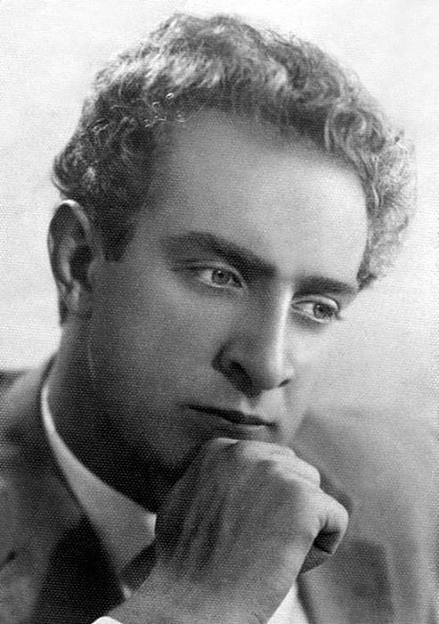 Игорь Дмитриев в молодости. / Фото: www.vkontakte.ru Игорь Дмитриев в молодости. / Фото: www.vkontakte.ru