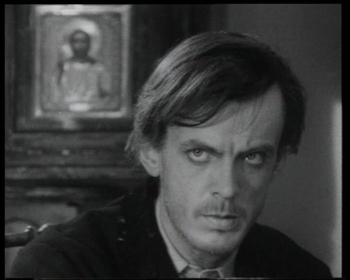 Георгий Тараторкин в роли Раскольникова. / Фото: www.chugunka10.net Георгий Тараторкин в роли Раскольникова. / Фото: www.chugunka10.net