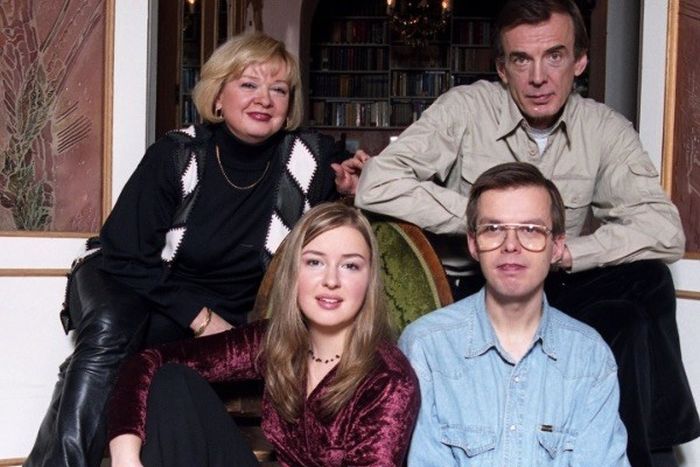 Георгий Тараторкин и Екатерина Маркова с детьми. / Фото: www.starhit.ru Георгий Тараторкин и Екатерина Маркова с детьми. / Фото: www.starhit.ru