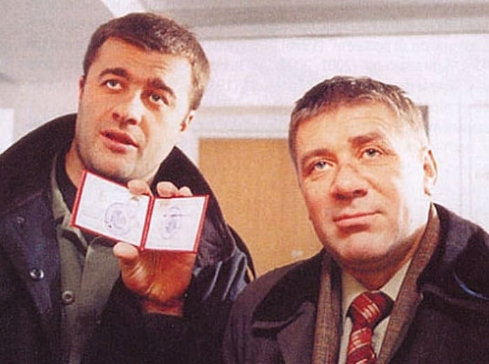 Андрей Краско и Михаил Пореченков в фильме *Агент национальной безопасности*, 1998 | Фото: kino-teatr.ru