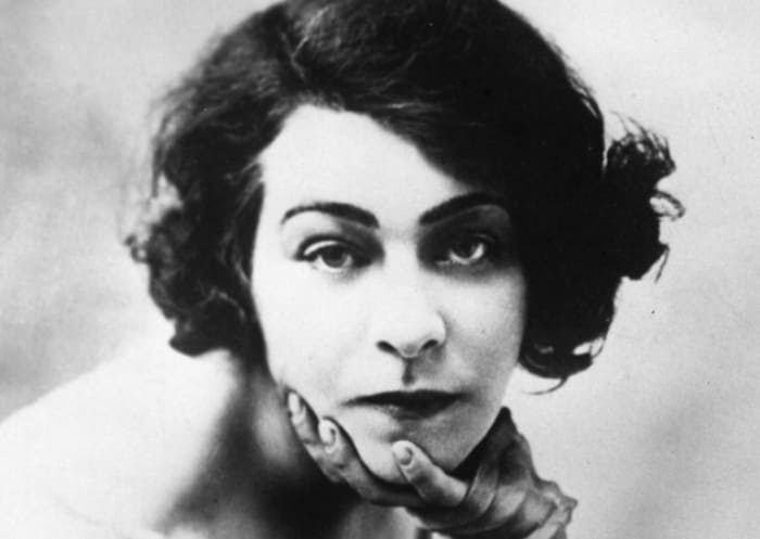 Как эмигрантка из Ялты Алла Назимова стала одной из ярчайших звёзд Голливуда () Как эмигрантка из Ялты Алла Назимова стала одной из ярчайших звёзд Голливуда