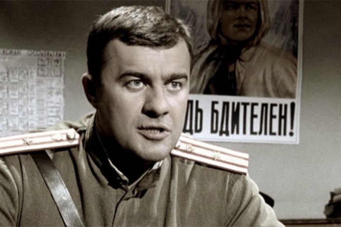 Михаил Пореченков в сериале *Ликвидация*, 2007 | Фото: kino-teatr.ru Михаил Пореченков в сериале *Ликвидация*, 2007 | Фото: kino-teatr.ru