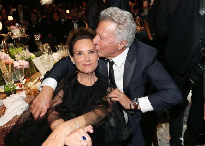 Дастин Хоффман со своей второй женой Лайзой | Фото: liveinternet.ru Дастин Хоффман со своей второй женой Лайзой | Фото: liveinternet.ru