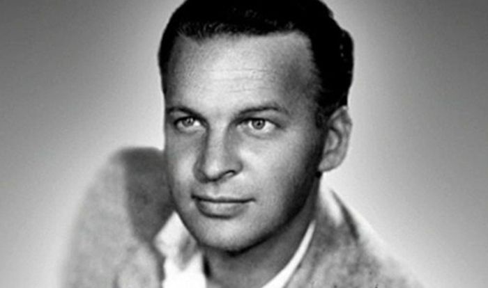 Станислав Ростоцкий в молодости. / Фото: www.vk.com Станислав Ростоцкий в молодости. / Фото: www.vk.com