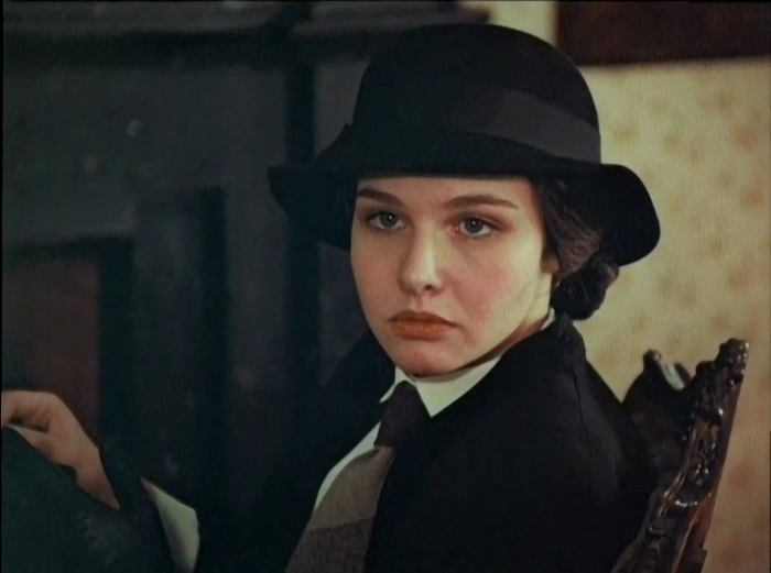 Татьяна Друбич в фильме *Десять негритят*, 1987 | Фото: kino-teatr.ru Татьяна Друбич в фильме *Десять негритят*, 1987 | Фото: kino-teatr.ru