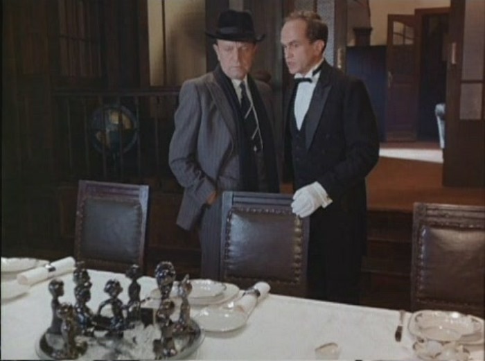 Кадр из фильма *Десять негритят*, 1987 | Фото: kino-teatr.ru Кадр из фильма *Десять негритят*, 1987 | Фото: kino-teatr.ru