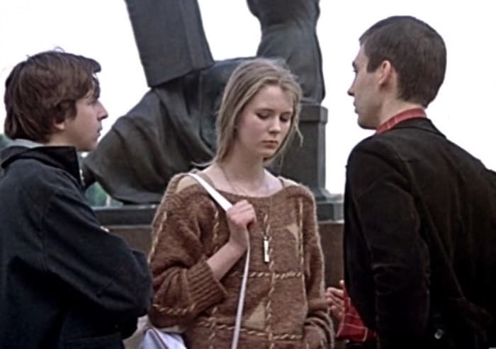 Кадр из фильма *Курьер*, 1986 | Фото: kino-teatr.ru Кадр из фильма *Курьер*, 1986 | Фото: kino-teatr.ru