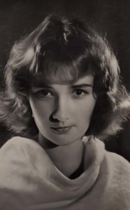 Зинаида Кириенко. / Фото: www.persons-info.com