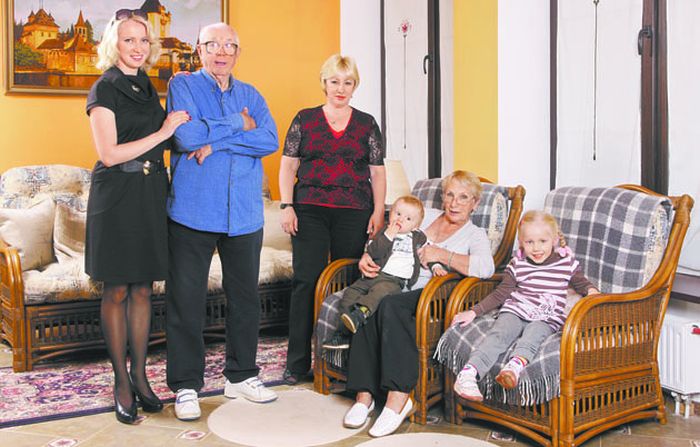 Большая семья. / Фото: www.liveinternet.ru Большая семья. / Фото: www.liveinternet.ru