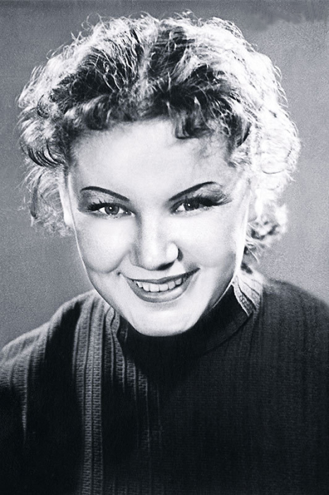 Марк Захаров и Нина Лапшинова: «Мужчину делает его женщина» () Марк Захаров и Нина Лапшинова: «Мужчину делает его женщина»