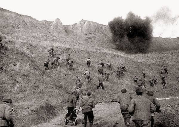 Американская звезда на мундире красноармейца