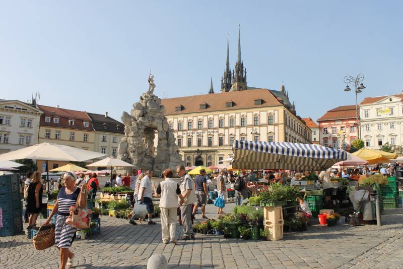 Осада города Брно: почему часы бьют полдень в одиннадцать… (окончание)