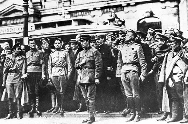 Как февралисты официально «похоронили» Российскую империю