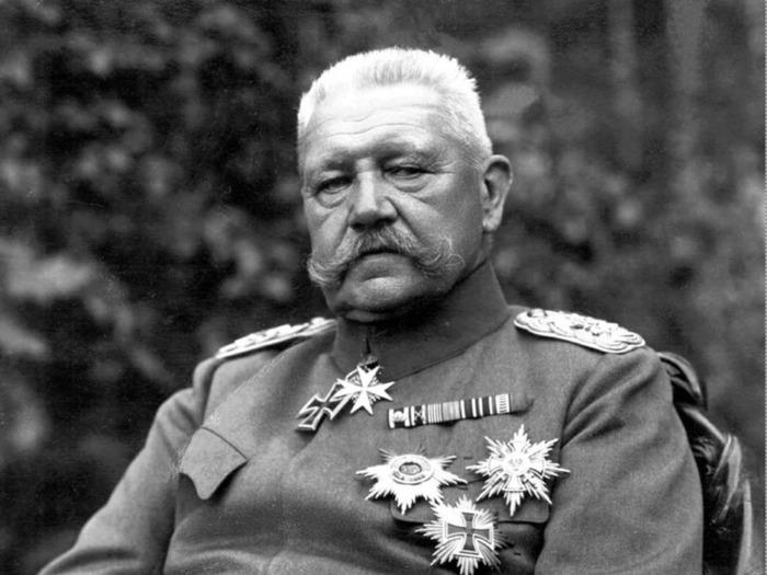 Гинденбург по-французски