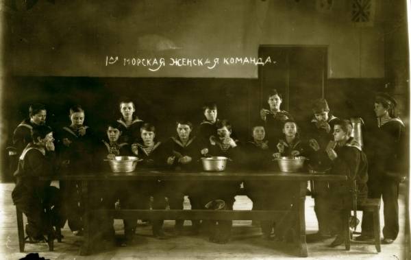 Кому щи пусты, а кому жемчуг мелок