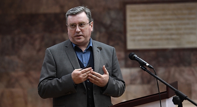 Алексей Лубков: «Революции начинаются не в казармах, а на театральных подмостках»