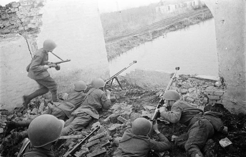 «Весь русский фронт разваливался…» Прорыв вермахта на южном стратегическом направлении