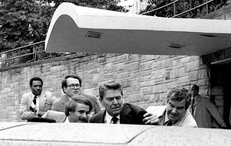 Покушение на Рейгана