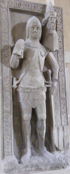 Доспехи и… цепи