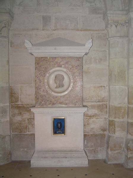 Загадочная смерть в замке Тампль