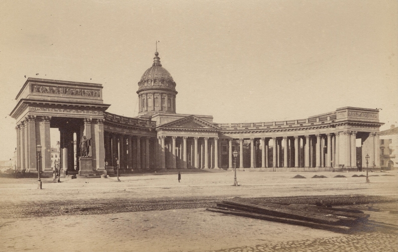 «Настоящие фотографии» Петербурга