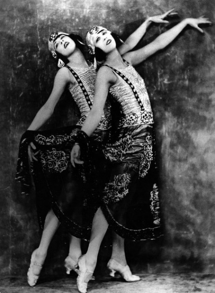 Огни кабаре