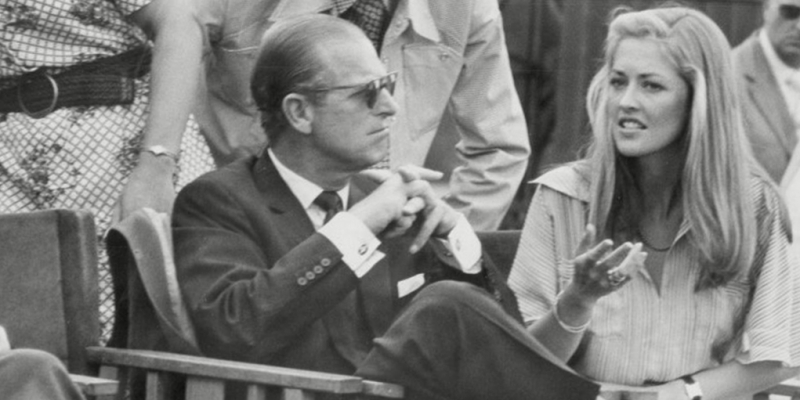 Чем бы муж не тешился: шалости принца Филиппа