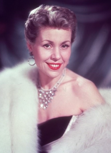 Чем бы муж не тешился: шалости принца Филиппа