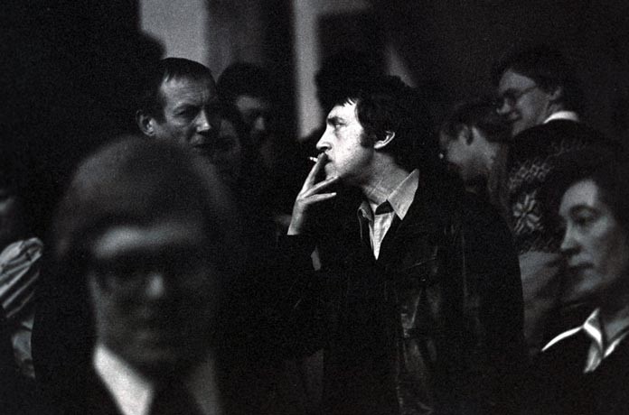 «Ему отвратительны были люди бесхребетные»